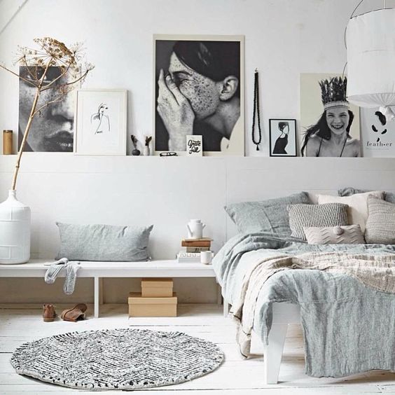 Renovar un dormitorio con presupuesto mini - fotografías en la pared