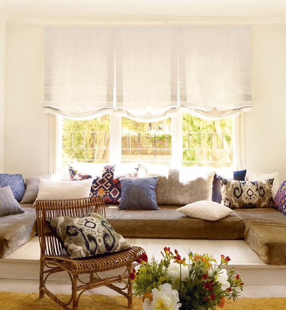 Guía-rápida-para-acertar-con-las-cortinas-textil-linos-gruesos-detalle-estor-salón