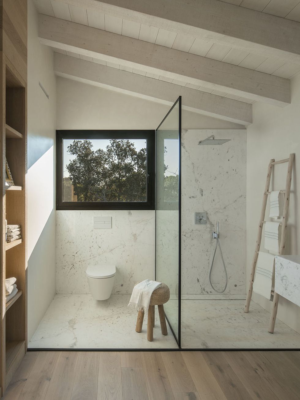 decoración-baño-minimalista-materiales-marmol-estilo-slow-08
